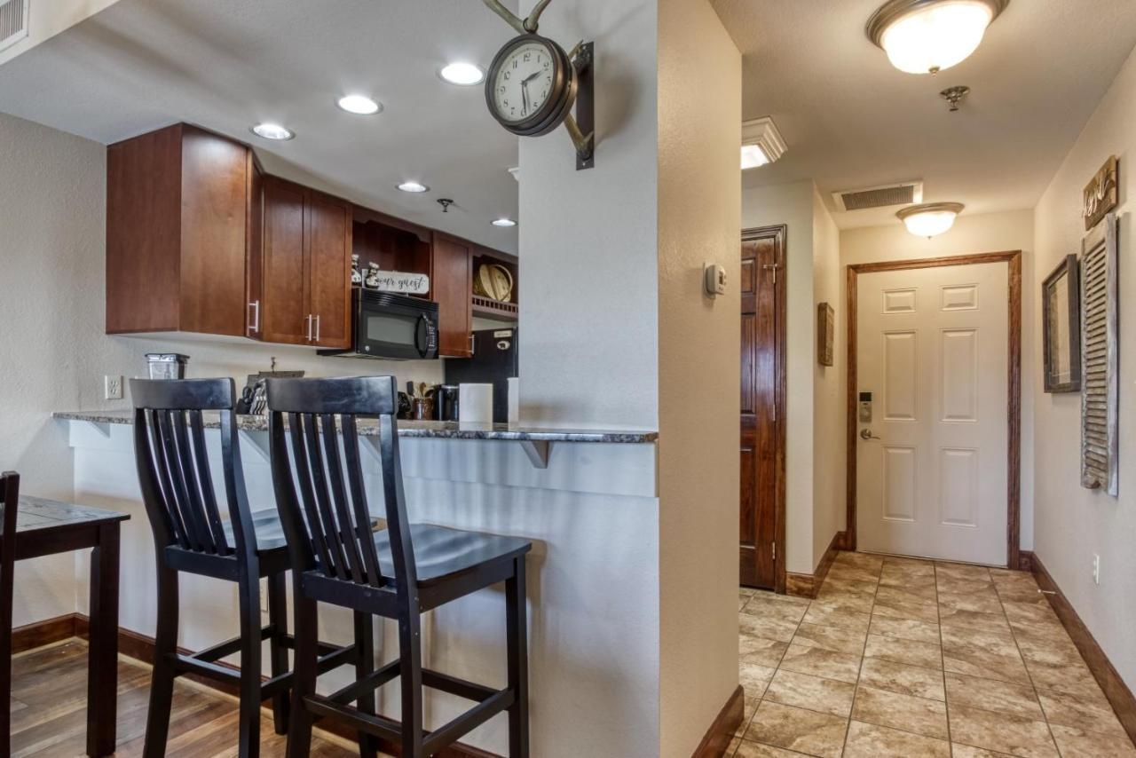 Gorgeous 2Bd 2Bth Condo With Mountain Views Pool Hot Tub Game Room Close To Parkway Pigeon Forge Dış mekan fotoğraf