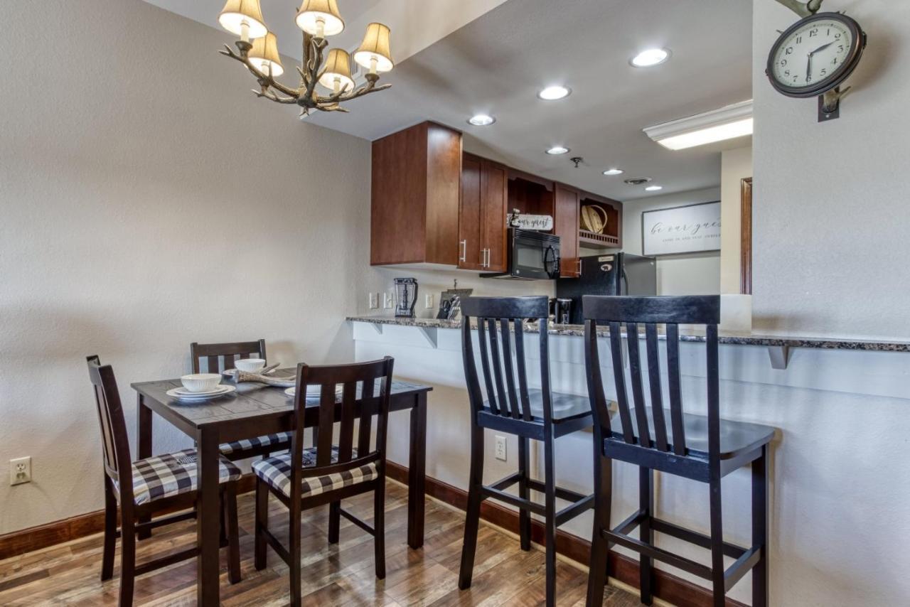 Gorgeous 2Bd 2Bth Condo With Mountain Views Pool Hot Tub Game Room Close To Parkway Pigeon Forge Dış mekan fotoğraf