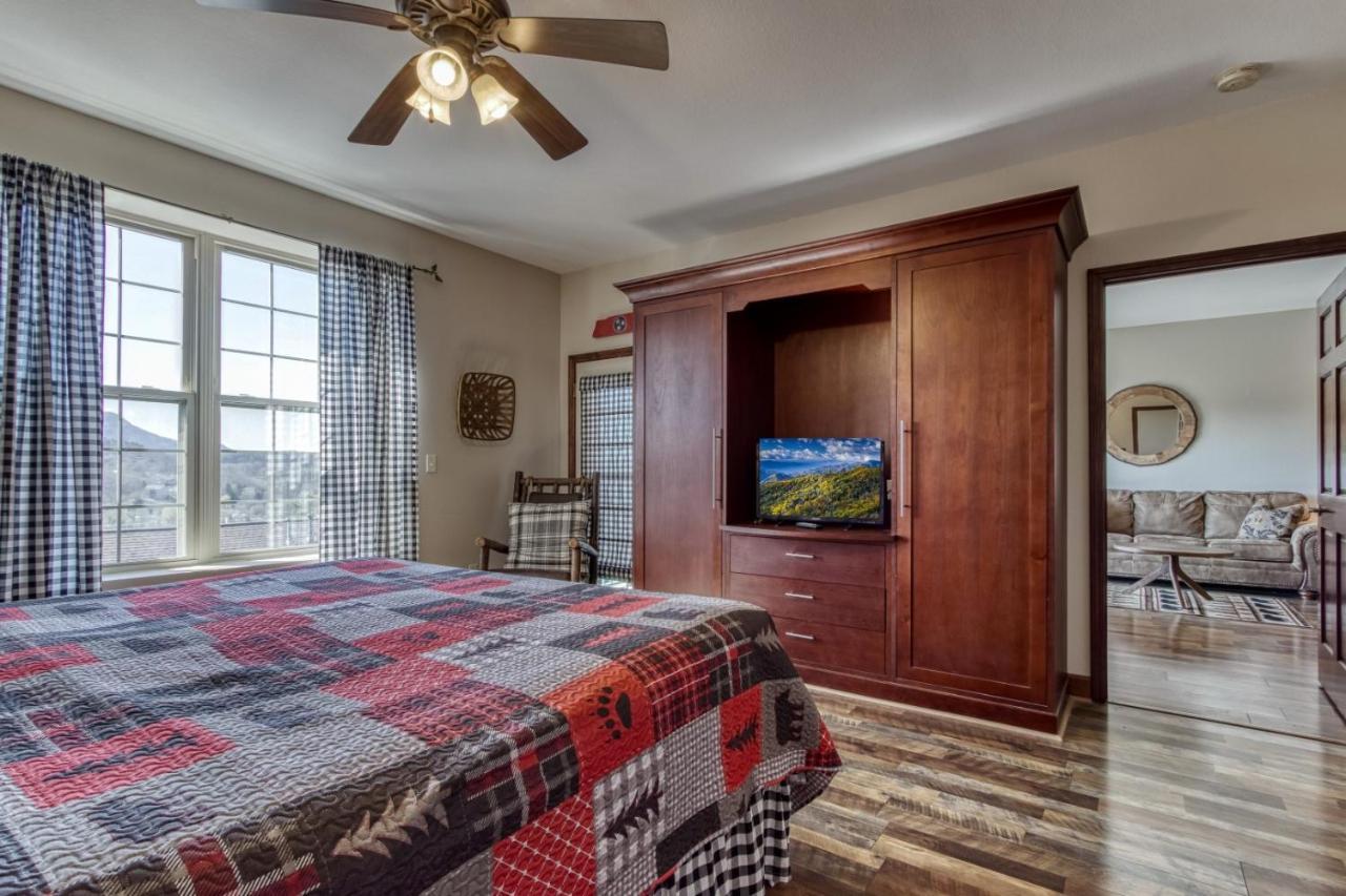 Gorgeous 2Bd 2Bth Condo With Mountain Views Pool Hot Tub Game Room Close To Parkway Pigeon Forge Dış mekan fotoğraf