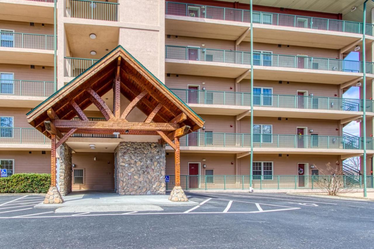 Gorgeous 2Bd 2Bth Condo With Mountain Views Pool Hot Tub Game Room Close To Parkway Pigeon Forge Dış mekan fotoğraf