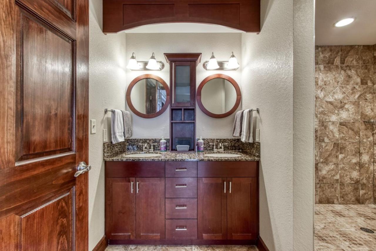 Gorgeous 2Bd 2Bth Condo With Mountain Views Pool Hot Tub Game Room Close To Parkway Pigeon Forge Dış mekan fotoğraf